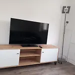 City Apartment Duisburg 2#Netflix &Wlan &Kingsize Bett &Central