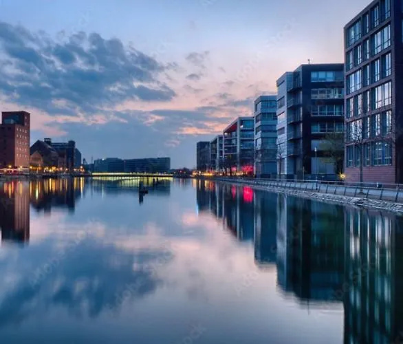 City Apartment Duisburg 2#Netflix &Wlan &Kingsize Bett &Central