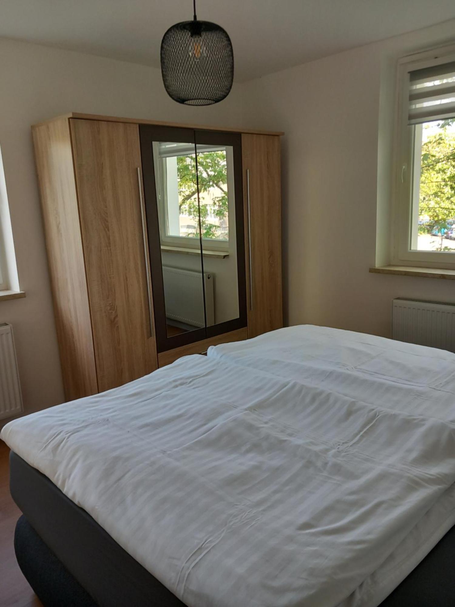 Appartement 2#netflix &wlan &kingsize Bett &central Duisburg